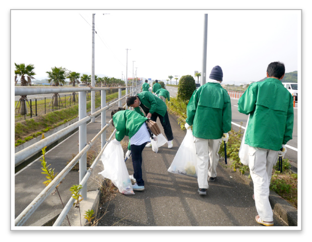 写真：清掃活動 2